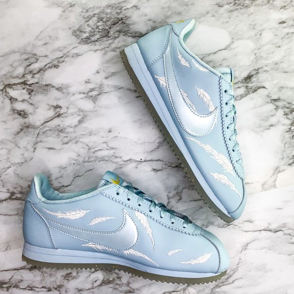 **SOLD** Nike Cortez Blue Ocean Bliss Sneaker - Picture 5 of 7